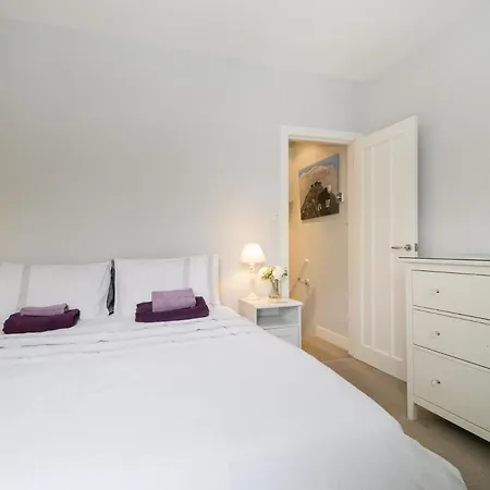 Дом отдыха Banks Place *